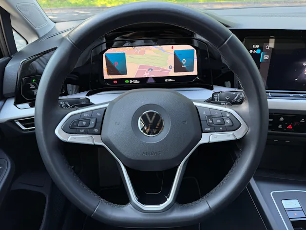 VW Golf 2.0 TDI Life DSG 4Motion