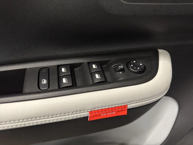 Citroën C3 1.2 Hybrid Edition Tricolore Automat