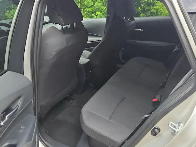 Suzuki Swace 1.8 Compact Top Hybrid