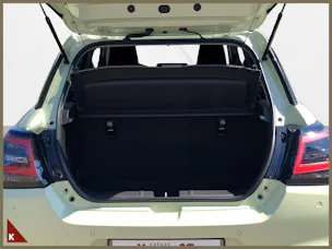 Suzuki Swift 1.2 Sakura Top Hybrid