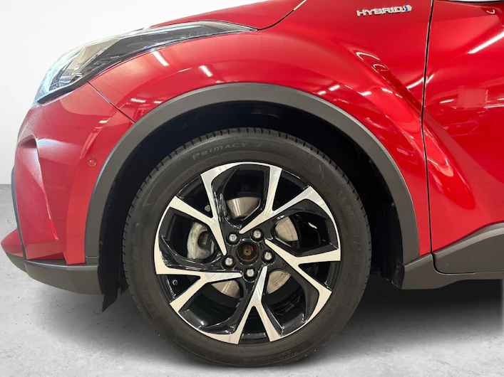image du véhicule TOYOTA C-HR
