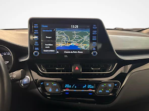 image du véhicule TOYOTA C-HR 2.0 VVTi HSD Trend