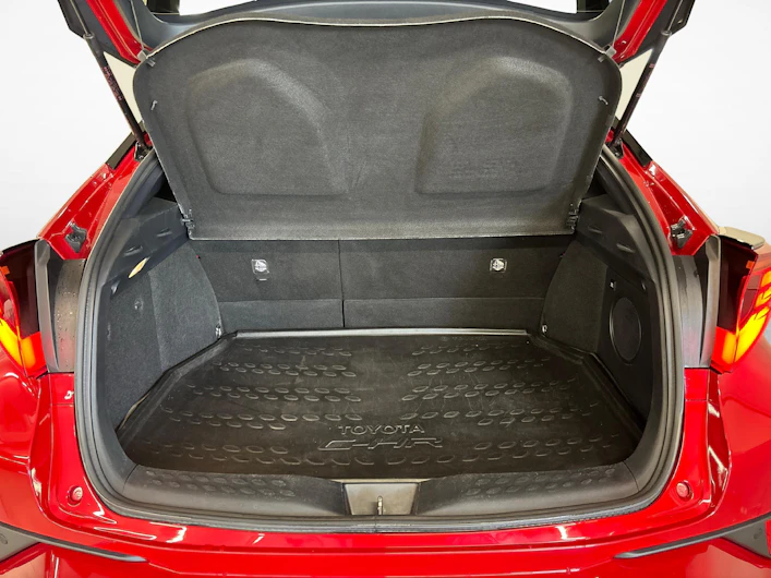 image du véhicule TOYOTA C-HR