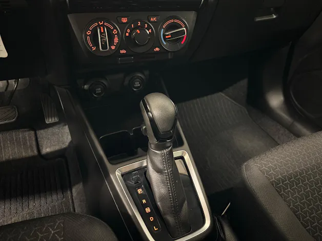Suzuki Swift 1.2 Compact+ Hybrid