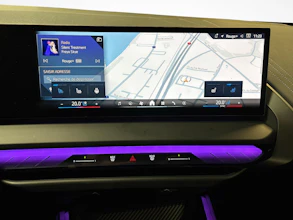 https://vehicle.imgix.net/4308675/868a5cb0-e93b-4808-aaa0-0527bd00e816.jpg