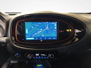 https://vehicle.imgix.net/4308676/0577f362-6c76-41bd-b2d8-18eed89f6f49.jpg