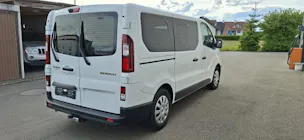 Renault Trafic Passenger Business