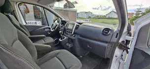 Renault Trafic Passenger Business