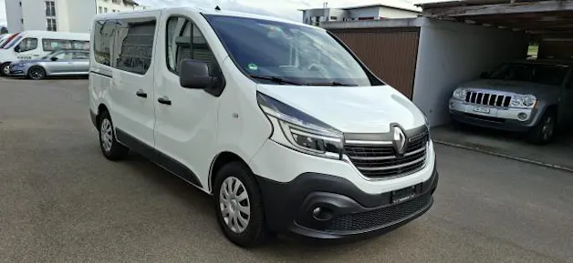 Renault Trafic Passenger Business