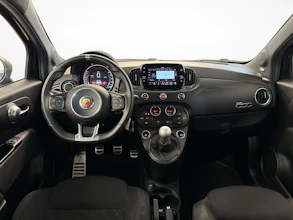https://vehicle.imgix.net/4308681/1d3e599b-58ea-4d9f-9b5d-28889de4a529.jpg
