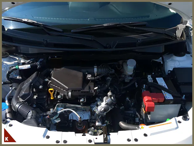Suzuki Swift 1.2 Sakura Top Hybrid 4x4