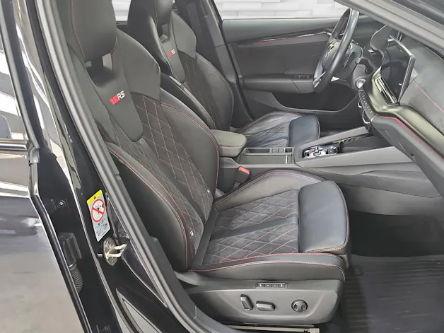 Škoda Octavia Combi 2.0 TSI RS DSG