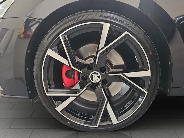 Škoda Octavia Combi 2.0 TSI RS DSG