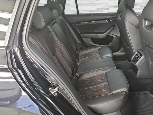 Škoda Octavia Combi 2.0 TSI RS DSG
