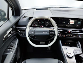 https://vehicle.imgix.net/4308754/96893555-8dea-4b46-a48c-f0b007871e6b.jpg
