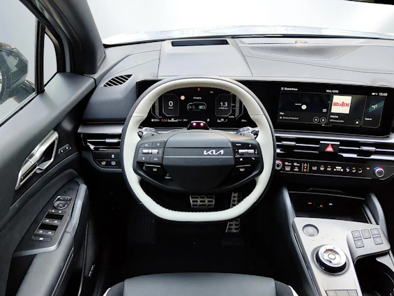 Fahrzeugbild 6
