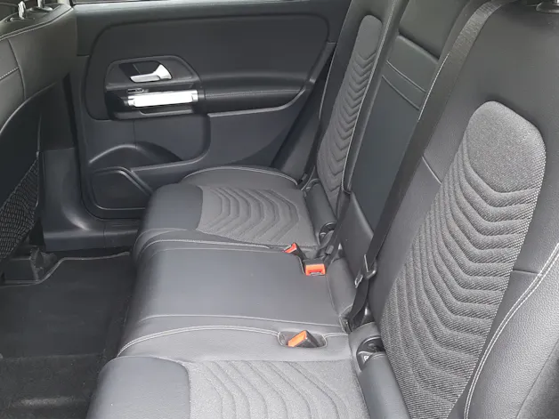 Mercedes-Benz GLB 220 d 4matic