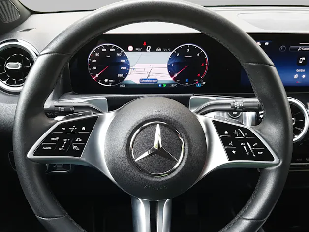 Mercedes-Benz GLB 220 d 4matic