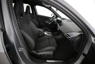 https://vehicle.imgix.net/4308833/49646c7a-3777-40ab-a4ed-7fa1f88a087e.jpg