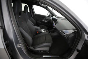 image du véhicule BMW 120i