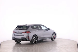 image du véhicule BMW 120i