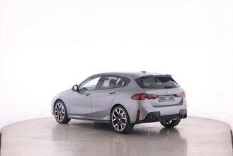 https://vehicle.imgix.net/4308833/e532e025-97a2-4cb2-b164-c85f6f6a156a.jpg
