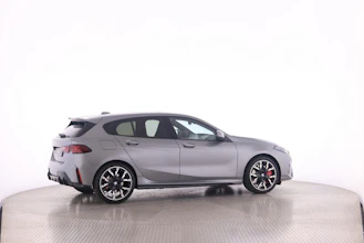 https://vehicle.imgix.net/4308833/f6c0e437-93c9-4a50-b4f1-3cfcfd96c1e1.jpg
