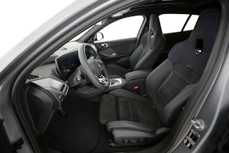 https://vehicle.imgix.net/4308833/f6d4778c-807a-4f6b-8c7b-4c56f632ae4f.jpg
