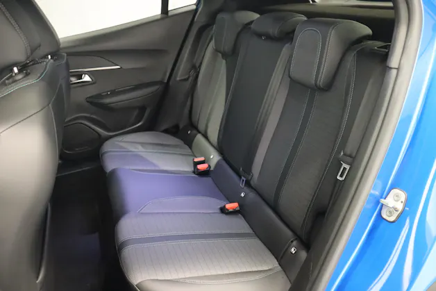 PEUGEOT 2008 1.2 PureTech 130 Allure Pack