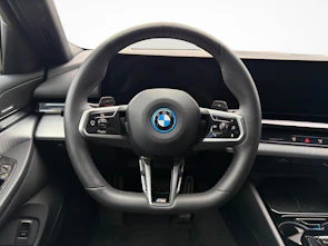 image du véhicule BMW 530e xDrive Touring