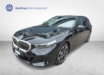 image du véhicule BMW 530e xDrive Touring image du véhicule BMW 530e xDrive Touring