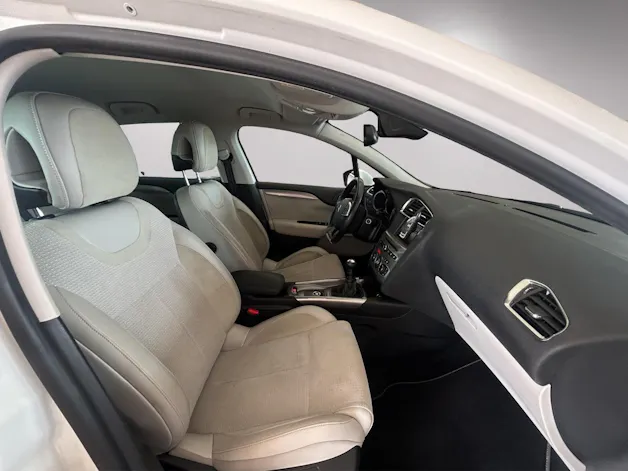 Citroën C4 1.2 PureTech Shine