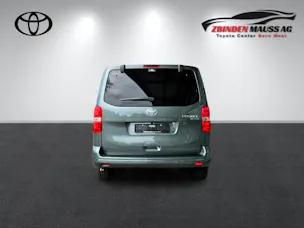 Toyota PROACE Verso L1 2.2 D Trend