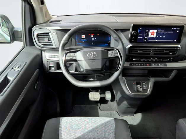 Toyota PROACE Verso L1 2.2 D Trend