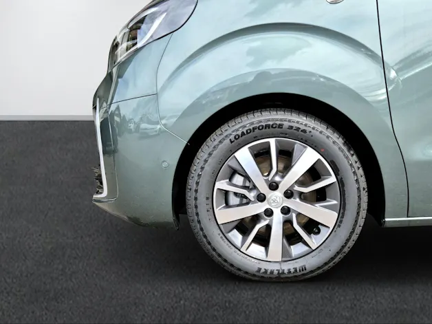 Toyota PROACE Verso L1 2.2 D Trend