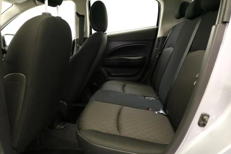 image du véhicule MITSUBISHI SPACE STAR