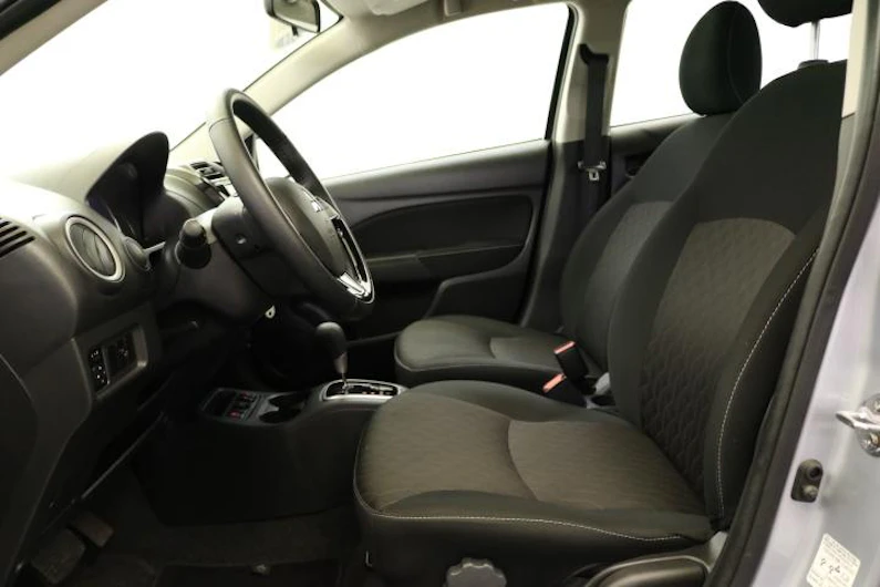 image du véhicule MITSUBISHI SPACE STAR