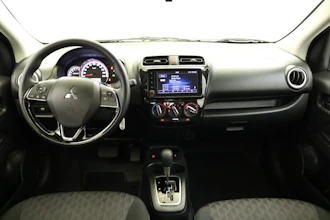 https://vehicle.imgix.net/4308912/c31c2300-eaec-439b-bb68-8014ec8b28e7.JPG
