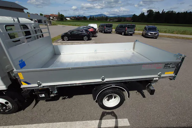 Isuzu M21 Kab.-Ch. E DR 1.9 Ddi T