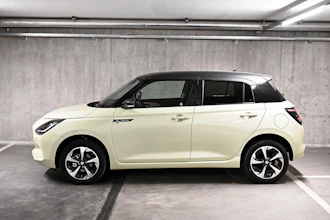 https://vehicle.imgix.net/4308928/4d159785-f79b-4107-9b80-ca220d2e6de3.jpg