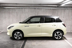 Fahrzeugbild SUZUKI Swift 1.2 Sakura Top Hybrid 4x4