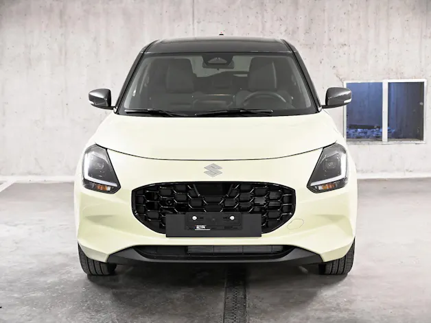 Suzuki Swift 1.2 Sakura Top Hybrid 4x4