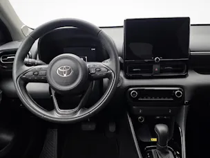 Toyota Yaris 1.5 VVT-i HSD Trend