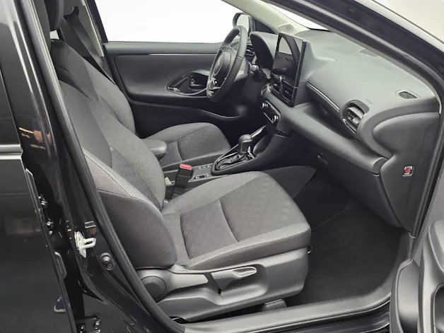 Toyota Yaris 1.5 VVT-i HSD Trend