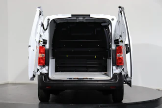 https://vehicle.imgix.net/4309068/fbb260dc-67f0-4209-8a49-957724d82aa0.JPG
