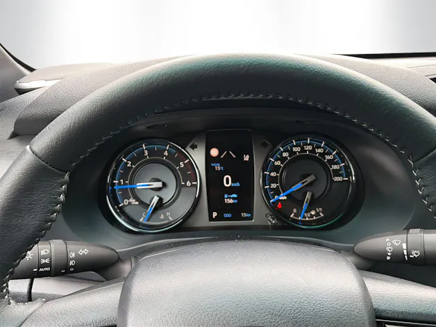 Toyota Hilux Double Cab.-Pick-up 2.8 D-4D MHEV 204 Invincible