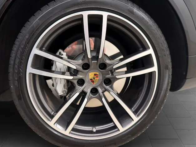 Porsche Cayenne Turbo