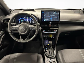 Fahrzeugbild TOYOTA Yaris Cross 1.5 VVT-i HSD Premium AWD-i