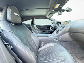 https://vehicle.imgix.net/4309127/5112f0c2-e1ec-43dc-a442-422584220155.jpg