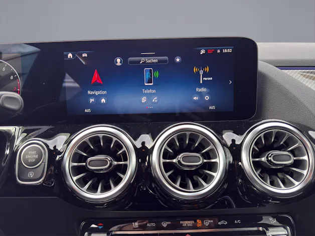 Mercedes-Benz GLA 250 Swiss Star AMG Line 4matic